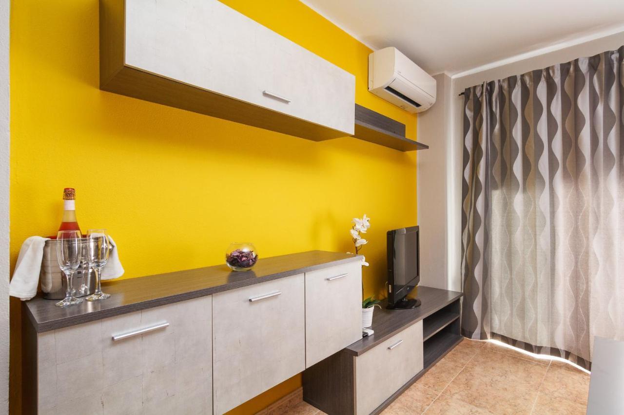 Apartmento Caribe Centro Casasol Нерха Экстерьер фото